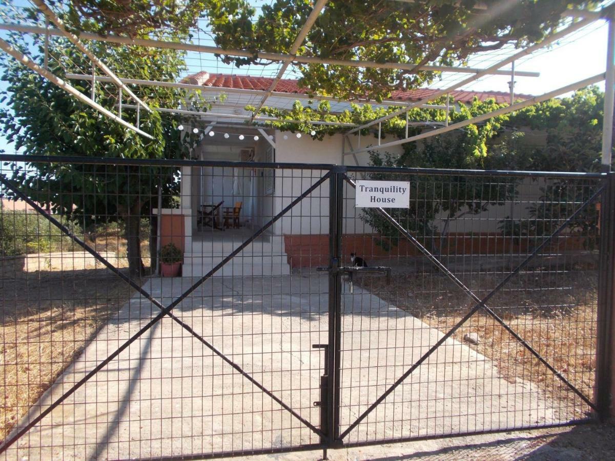 הוילה Livadia  Tranquility House מראה חיצוני תמונה