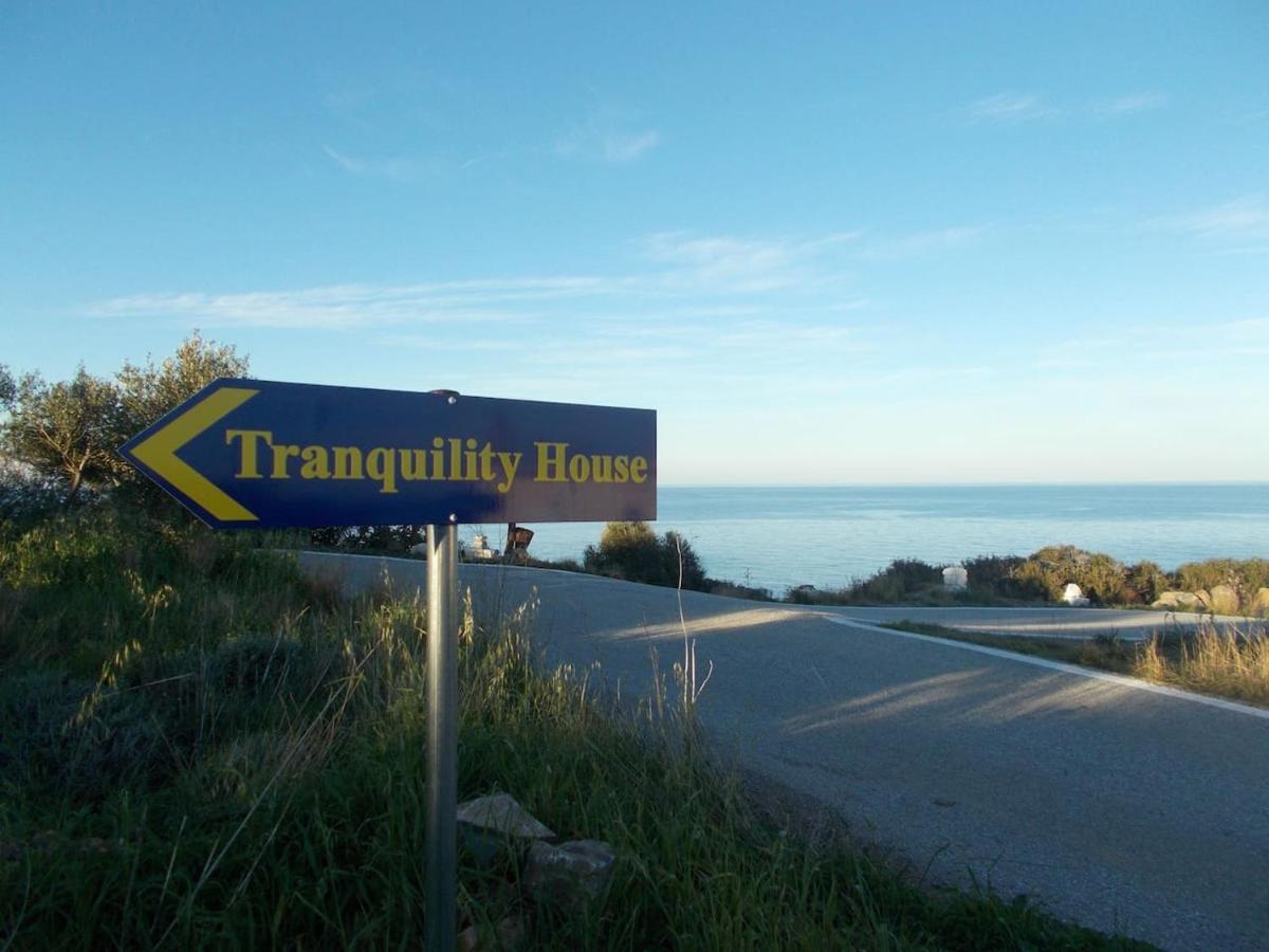 הוילה Livadia  Tranquility House מראה חיצוני תמונה